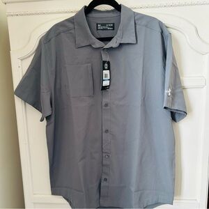 NWT Men’s Under Armour Grey Charcoal Loose Button Down Breathable Shirt Size XL